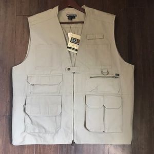 5.11 mens tactical vest NWT